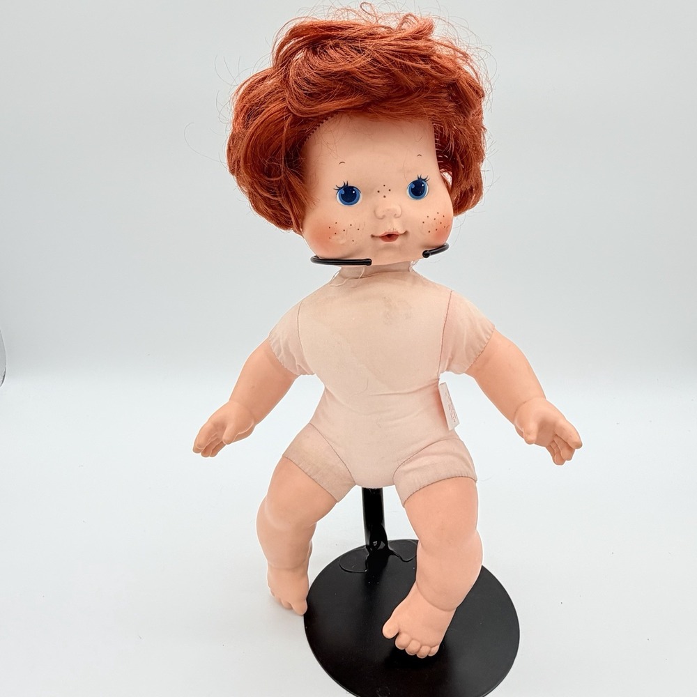 Vintage Kenner Strawberry Shortcake Blow a Kiss Doll 1982 American Greetings